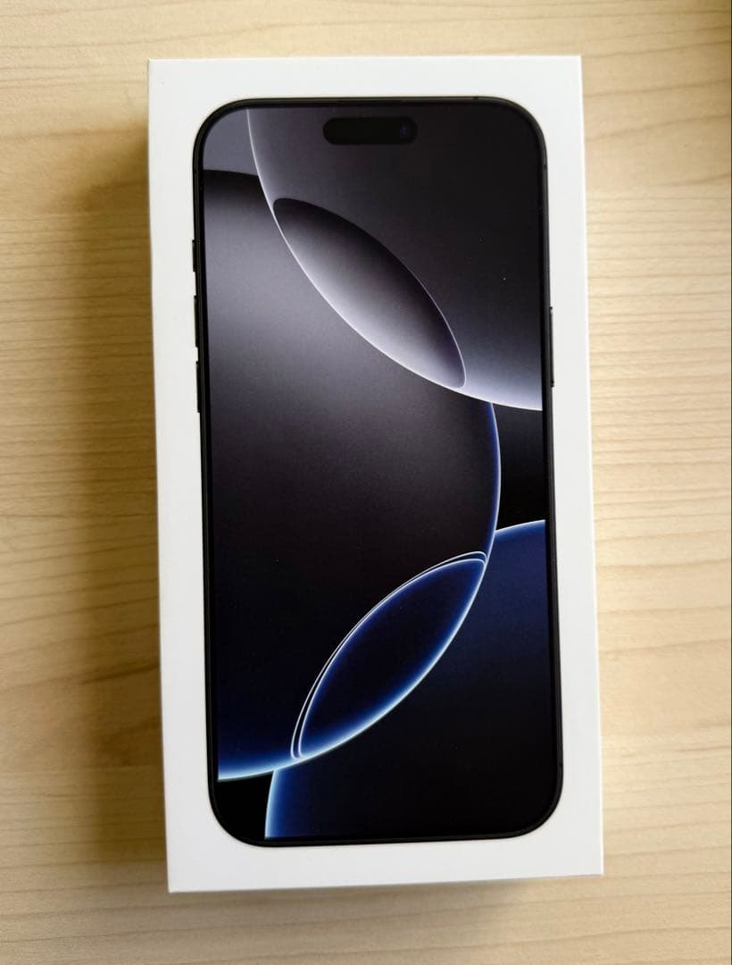 Apple iPhone 16 ProMax ブラックチタニウム 本体256GB