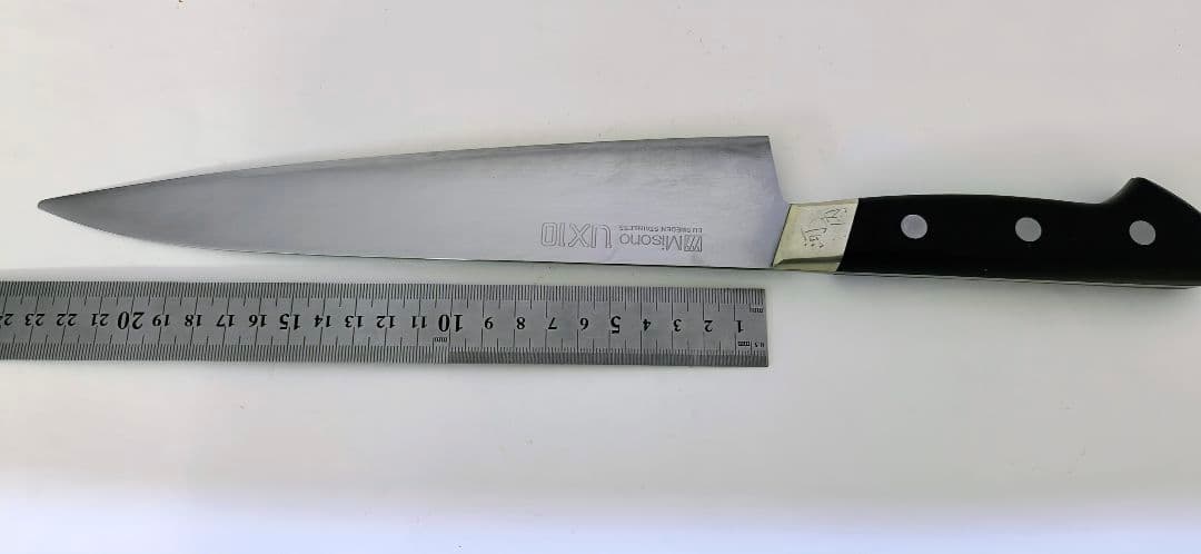 や Misono UX10 牛刀 26cm スウェーデンステンレス鋼