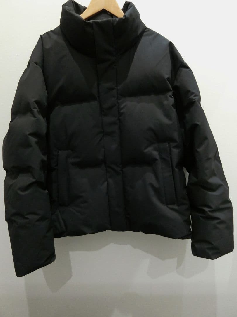 UNIQLO シームレスダウンジャケット ブラック L 481608　ユニクロ