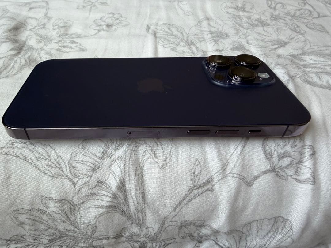 ★iPhone 14 Pro Max 512GB 国内SIMフリー★ケーブル2個