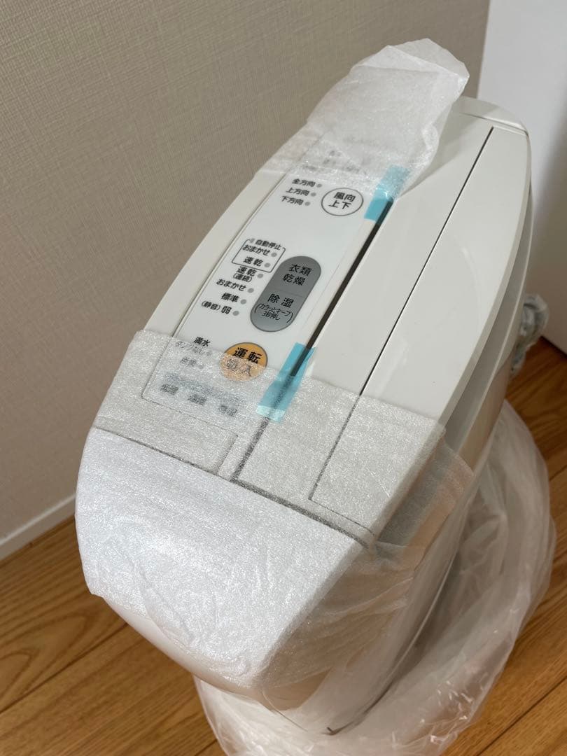 【新品未使用】Panasonic F-YZP60-W 除湿機 ホワイト