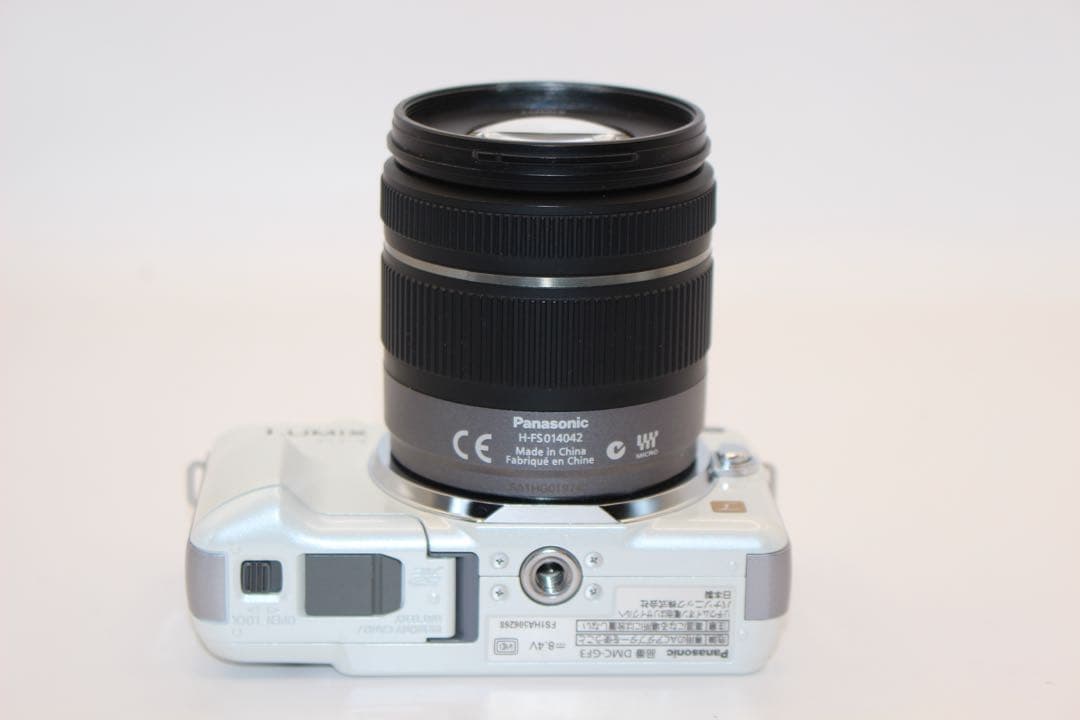 ★ショット数9044回★ LUMIX DMC-GF3 レンズキット　ミラーレス