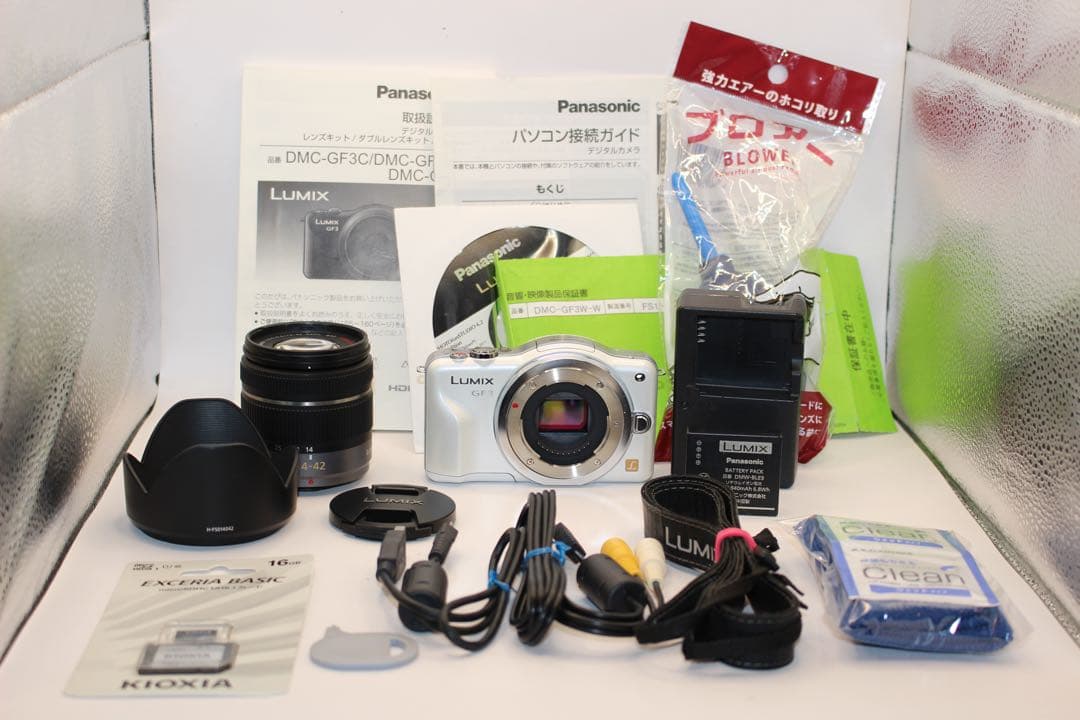 ★ショット数9044回★ LUMIX DMC-GF3 レンズキット　ミラーレス
