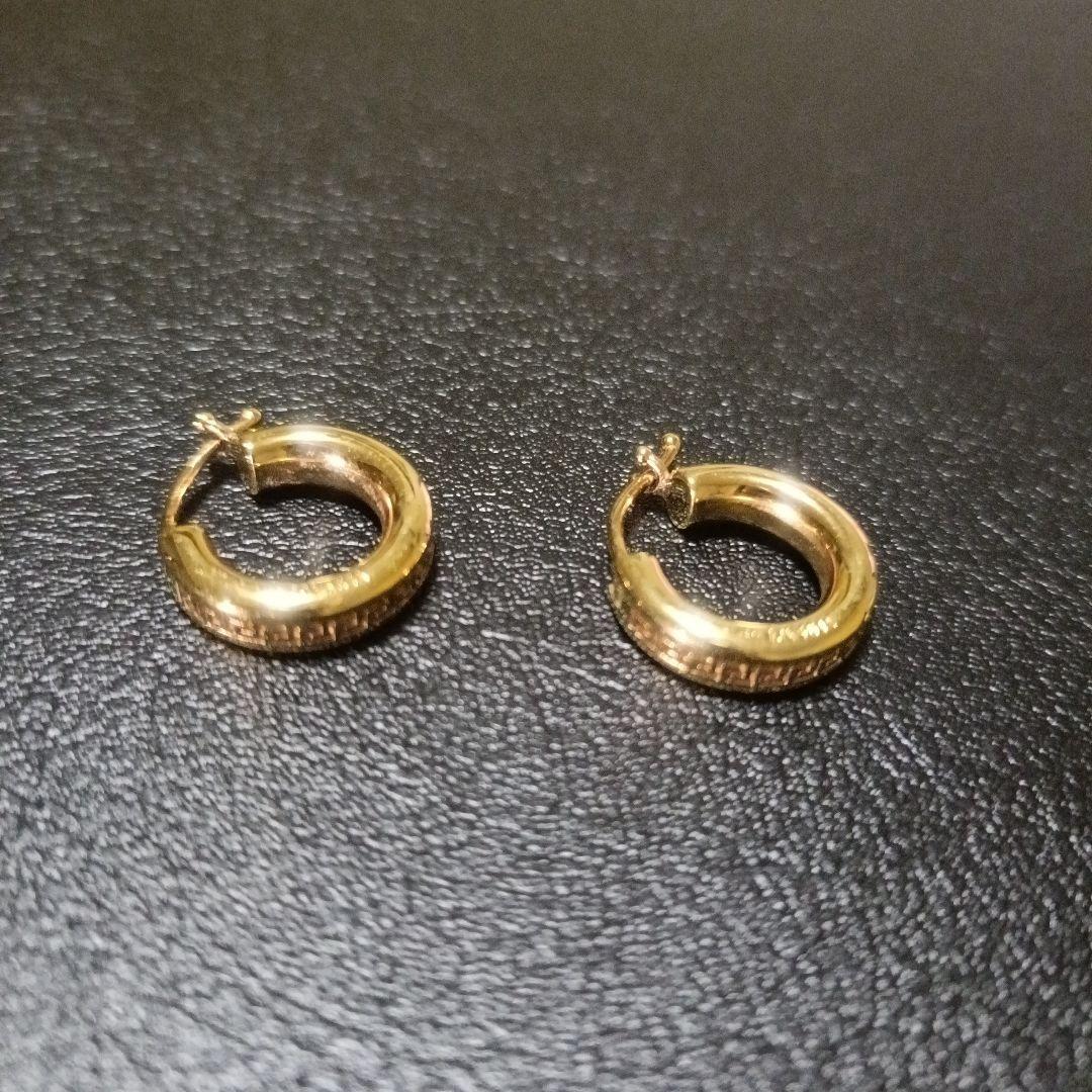 ヴェルサーチアクセサリーメタルゴールドピアス両耳