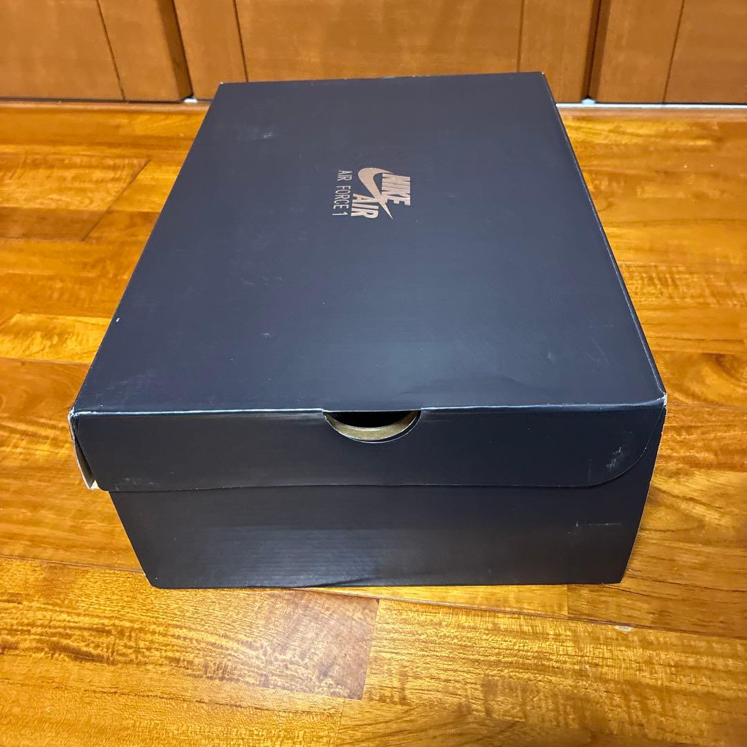 新品未使用 AIR FORCE 1 07 LV8 27.5センチ