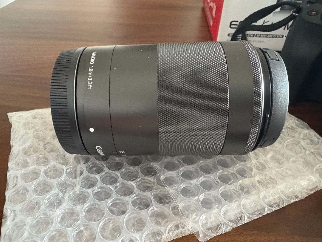 Canon キャノンEOS Kiss M ダブルズームキット　ブラック