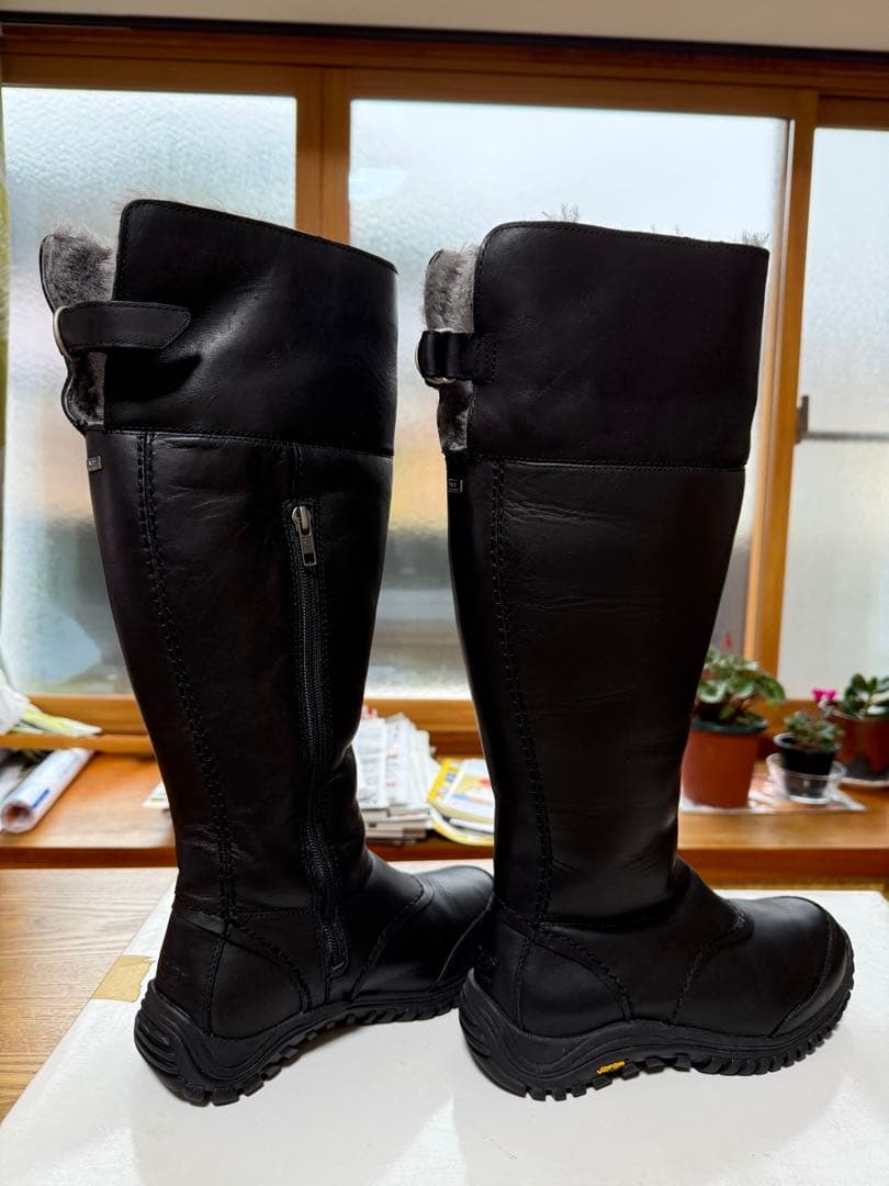 UGG防水 折り返し2WAY】 アグ　レザーロングブーツ 23cm 黒