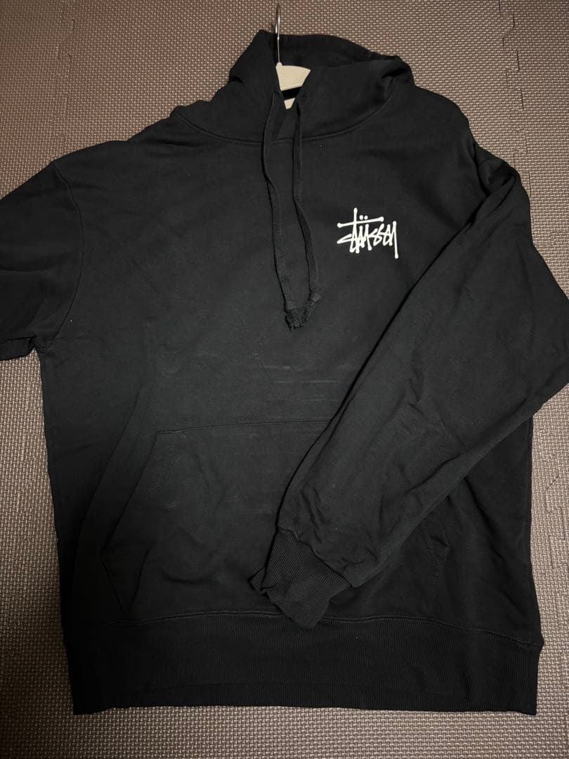 stussy ブラック　パーカー　Mサイズ