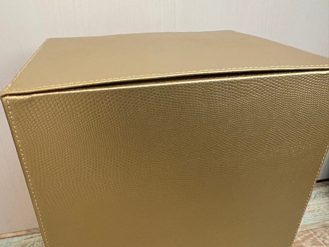 美品　ジュエリーボックス　10段　ゴールド　金アクセサリー　指輪　時計　腕時計