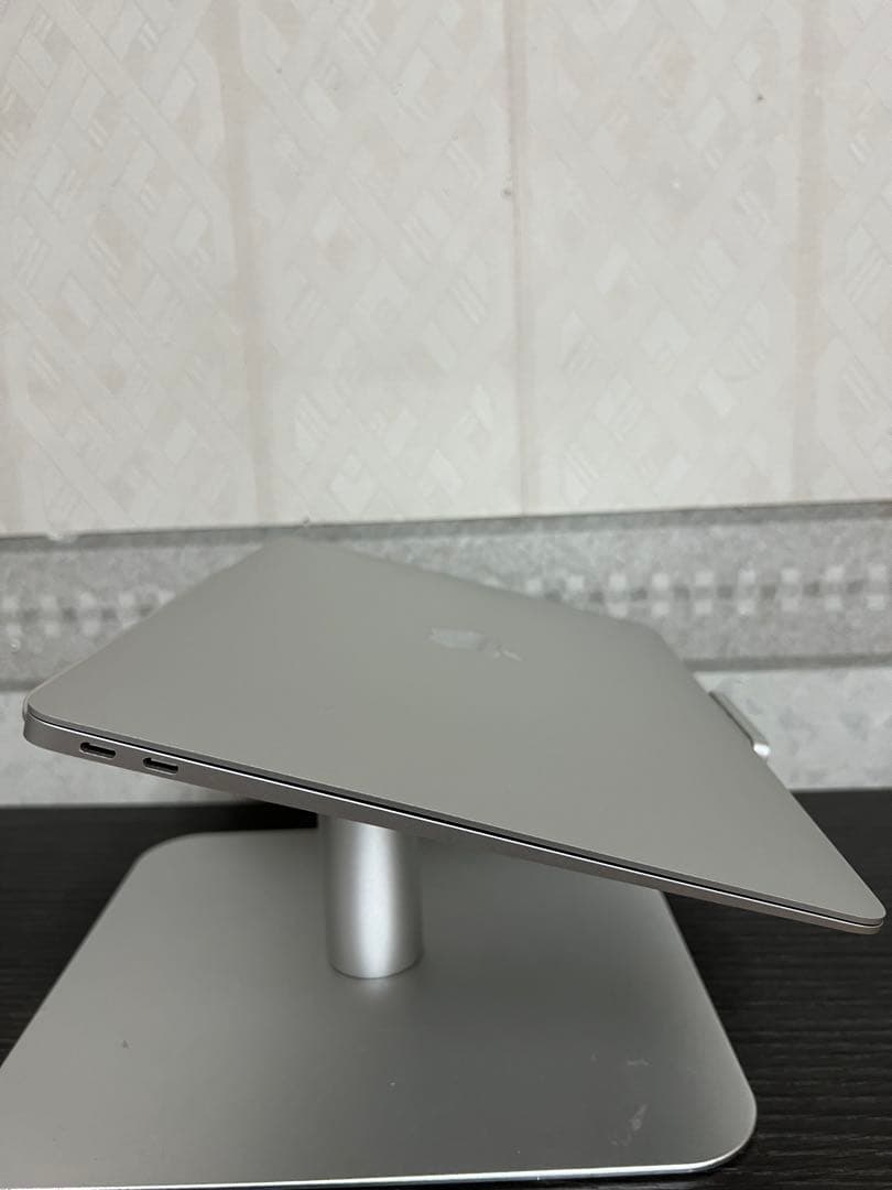 Apple MacBook Air (M1, 2020) アップル限定保証期間中