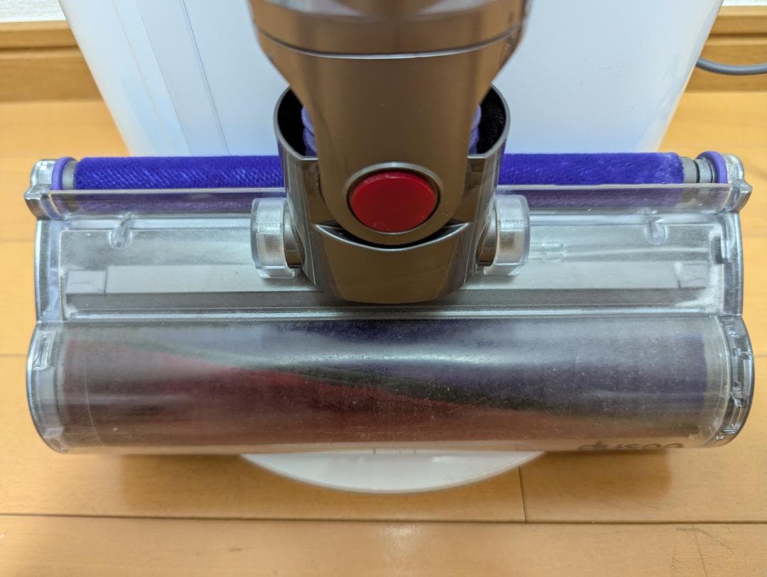 ジャンク品 ダイソン Dyson Cyclone V10 Fluffy SV12