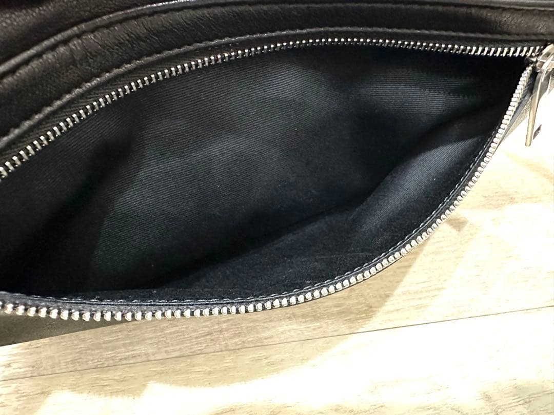 極美品/付属完備 SAINT LAURENT サンローラン ボディバッグ YSL