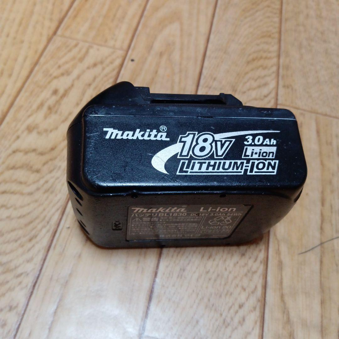 マキタ18V充電式クリーナーCL182FD 純正バッテリーBL1830付