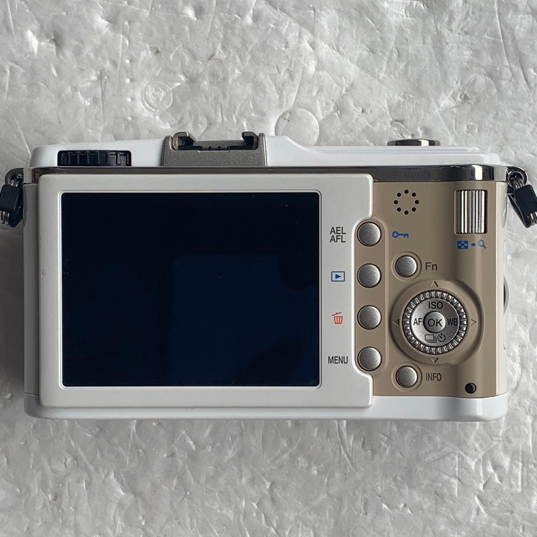 ジャンク オリンパス OLYMPUS E-P1 壊れています
