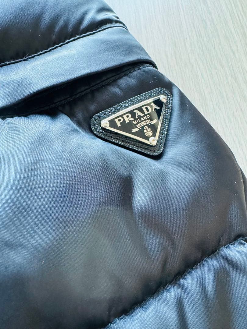 【本日限り】PRADA ファー付きダウンジャケット サイズ38