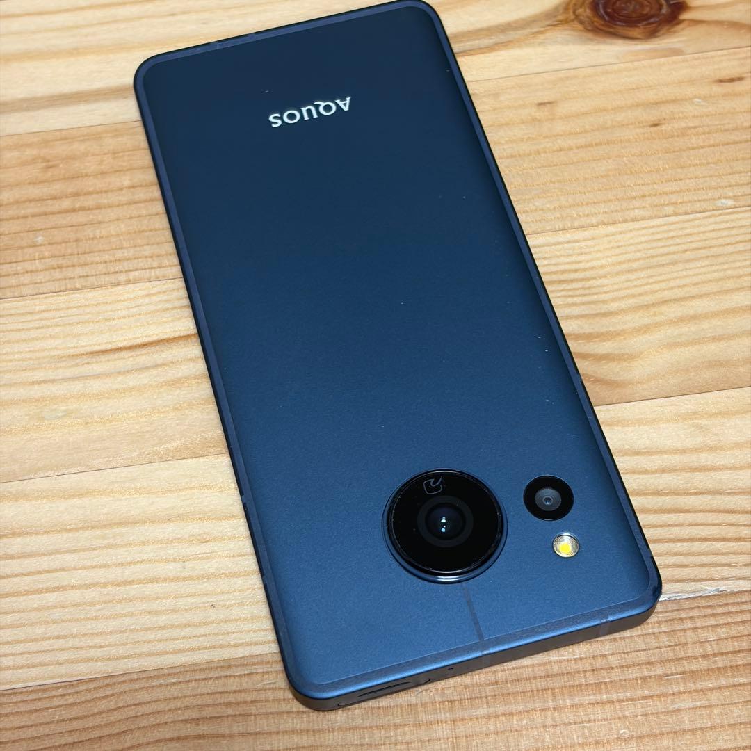 AQUOS Sense8 SIMフリー　外装美品　18700