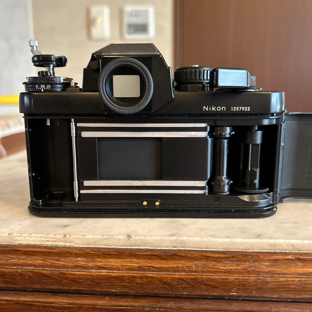 Nikon F3 、MD-4(要修理)、ケース、その他