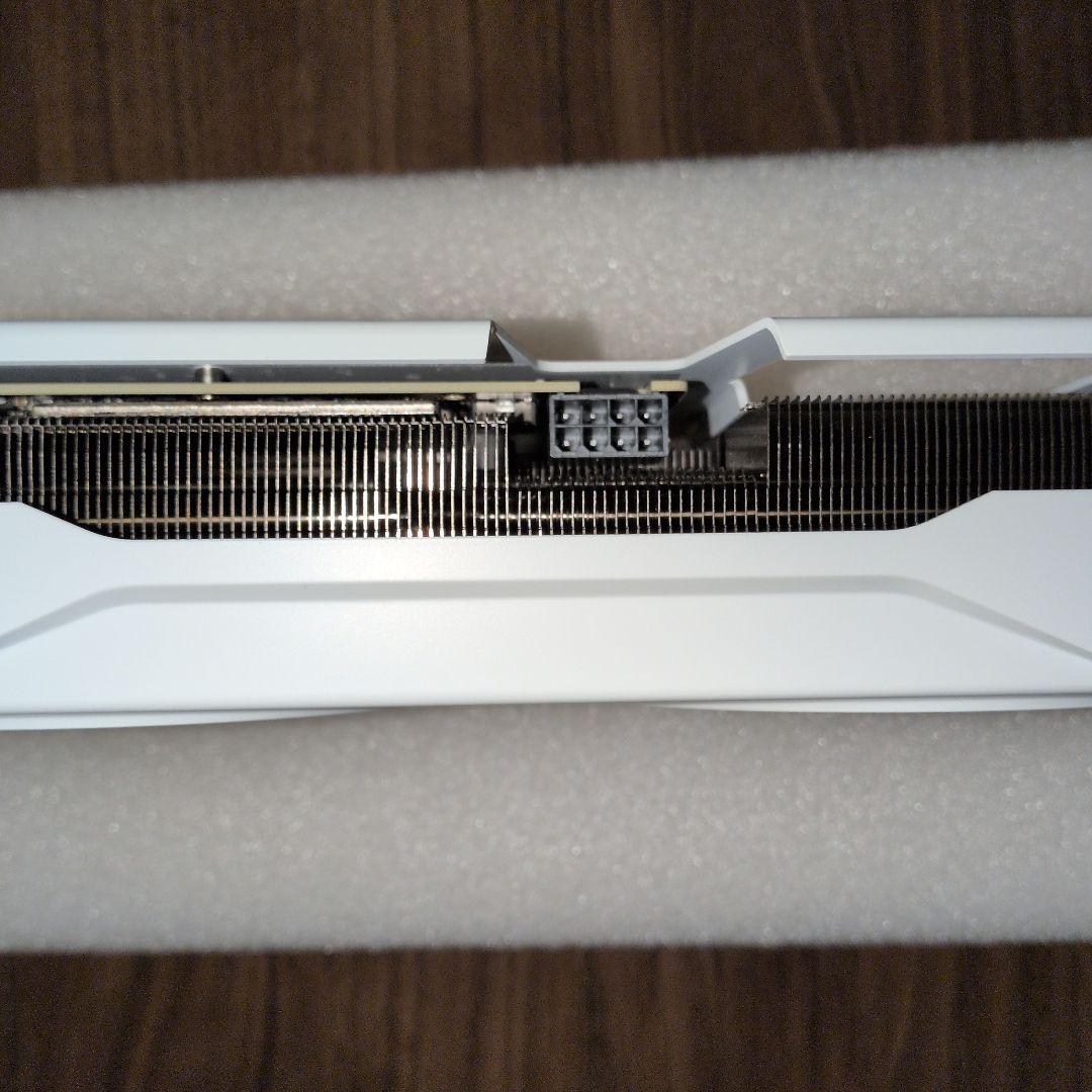 XFX Radeon RX 9060 XT 8GB ホワイト(保証書付き)