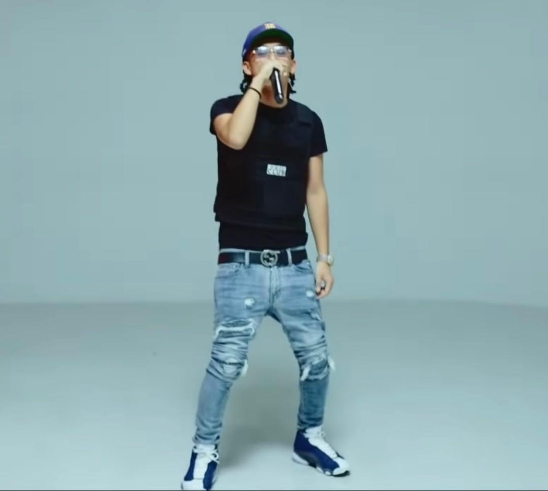 mnmlスキニーダメージパンツ 28