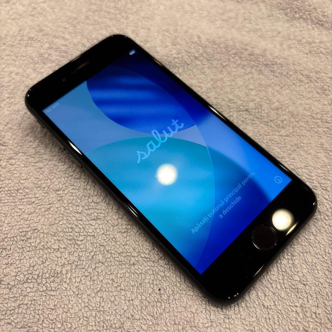 美品　iPhone SE 第3世代　64GB SIMフリー