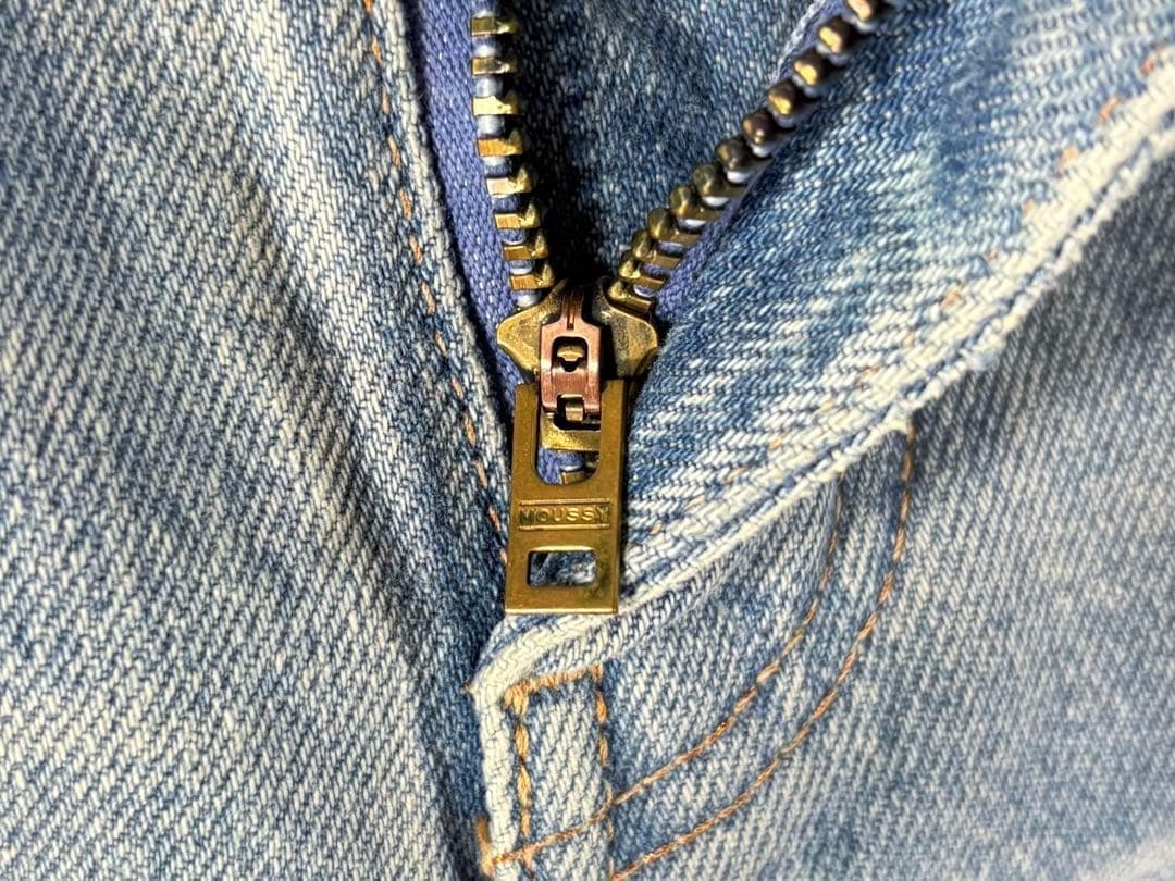 美品 MOUSSY MVS FLARE 24 ハイウエスト 日本製 マウジー