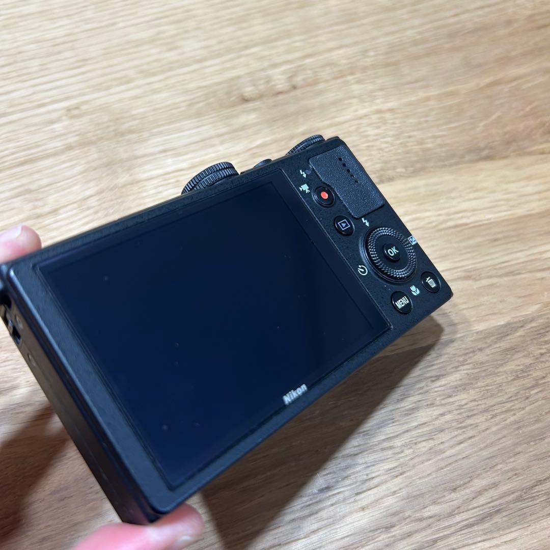 Nikon COOLPIX P330 デジタルカメラ ブラック