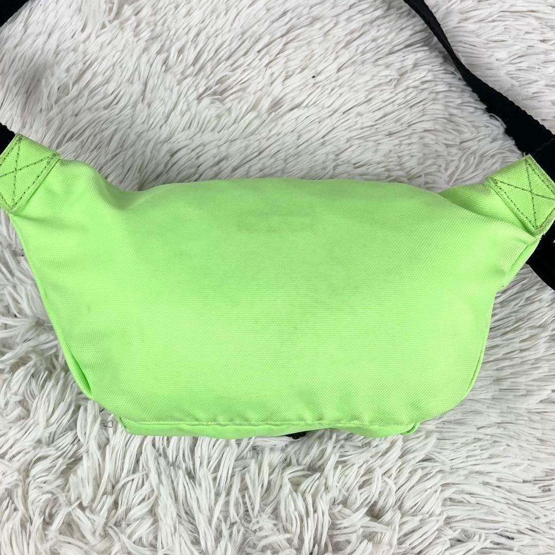 美品 バレンシアガ キャンバス ウエストバッグ ロゴ型押し ファスナー 緑