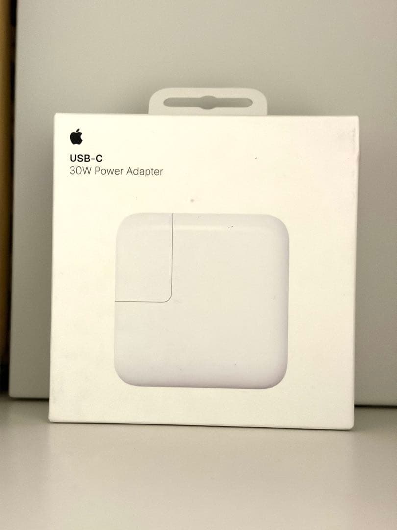 Apple MacBook Air M2メモリ8GB SSD256GB