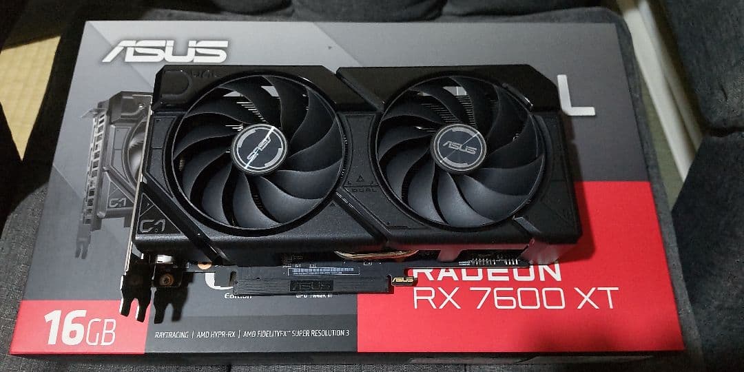 グラフィックボード・グラボ・ビデオカード ASUS Radeon RX7600XT 16GB
