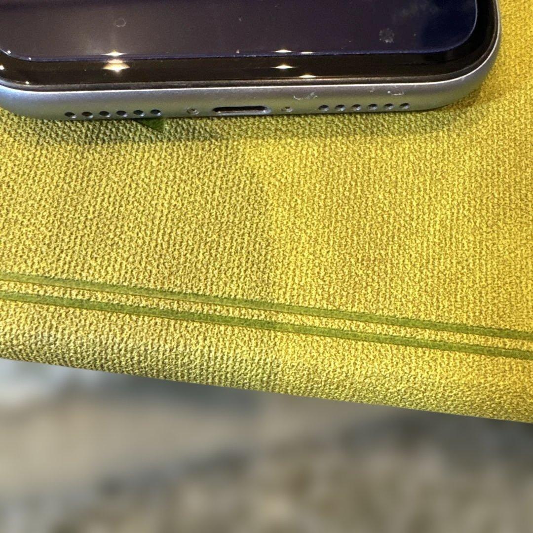 iPhone XR ブルーSIMフリー 最短で発送