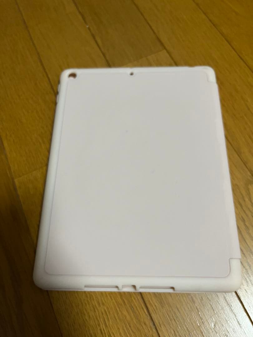 iPad(第5世代)ゴールド WiFi+Cellularモデル 32GB