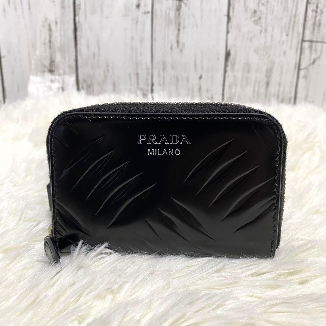 極美品✨PRADA ケース ブラッシュドレザー 黒 ロゴ箔押し 現行近
