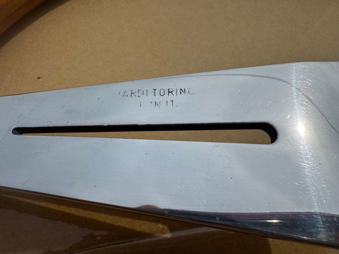 ゆ*ん様 ナルディ　ウッドステアリング　ハンドル