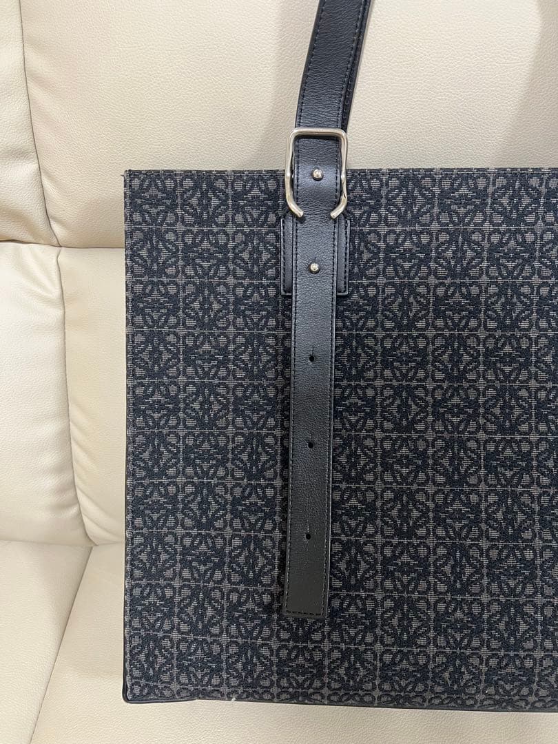 LOEWE ロエベ アナグラム トートバッグ ブラック