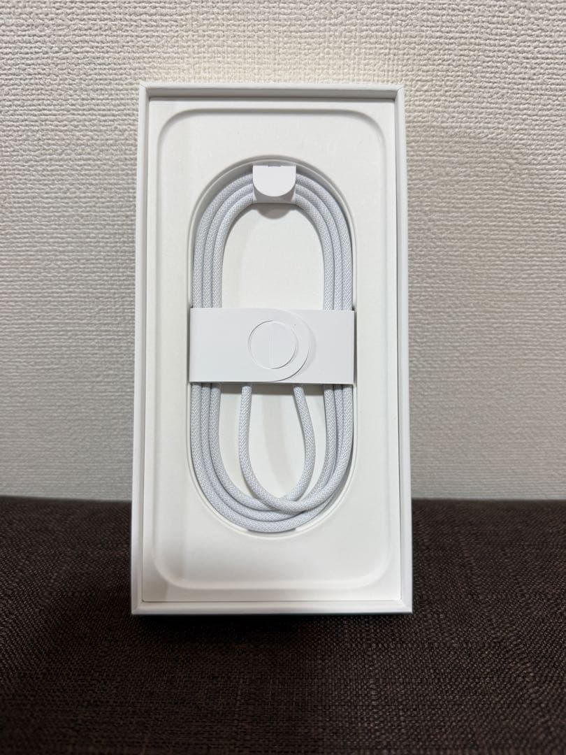 iPhone16puls 128GB ウルトラマリン　充電ケーブルガラスフィルム