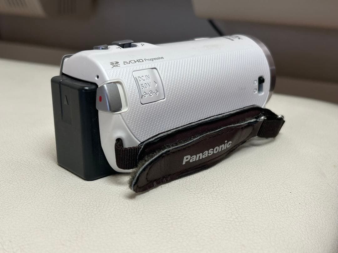 ビデオカメラ Panasonic HC-V360M