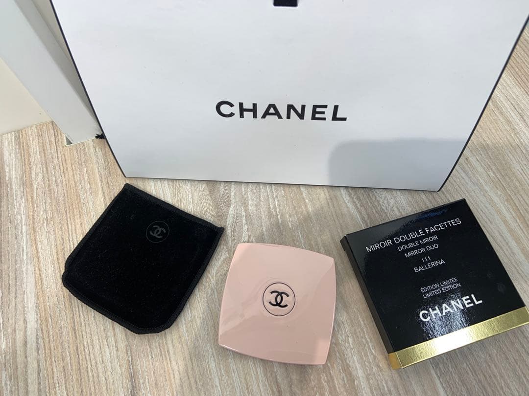 CHANEL Miroir Double Facettes ピンクミラー