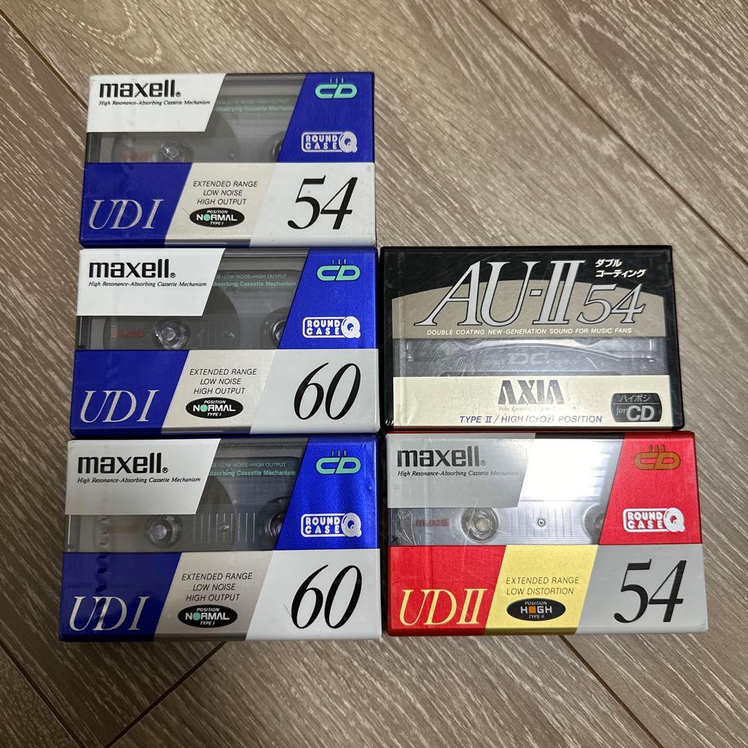 カセットテープ　です