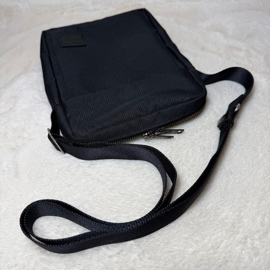 ポーター　フィネス　ショルダーバッグ　ポシェット　ナイロン　黒