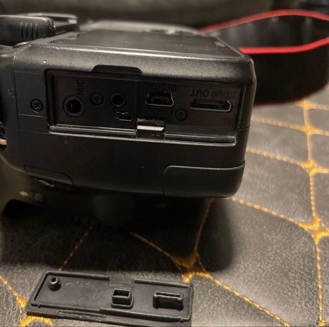 Canon キャノン EOS kiss X4 ダブルズームキット 一眼レフカメラ