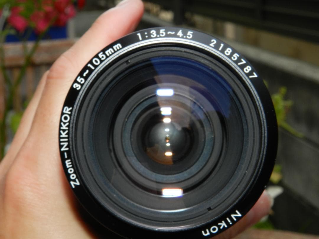極美品　Nikon Zoom-Nikkor 35-105mm f/3.5-4.5