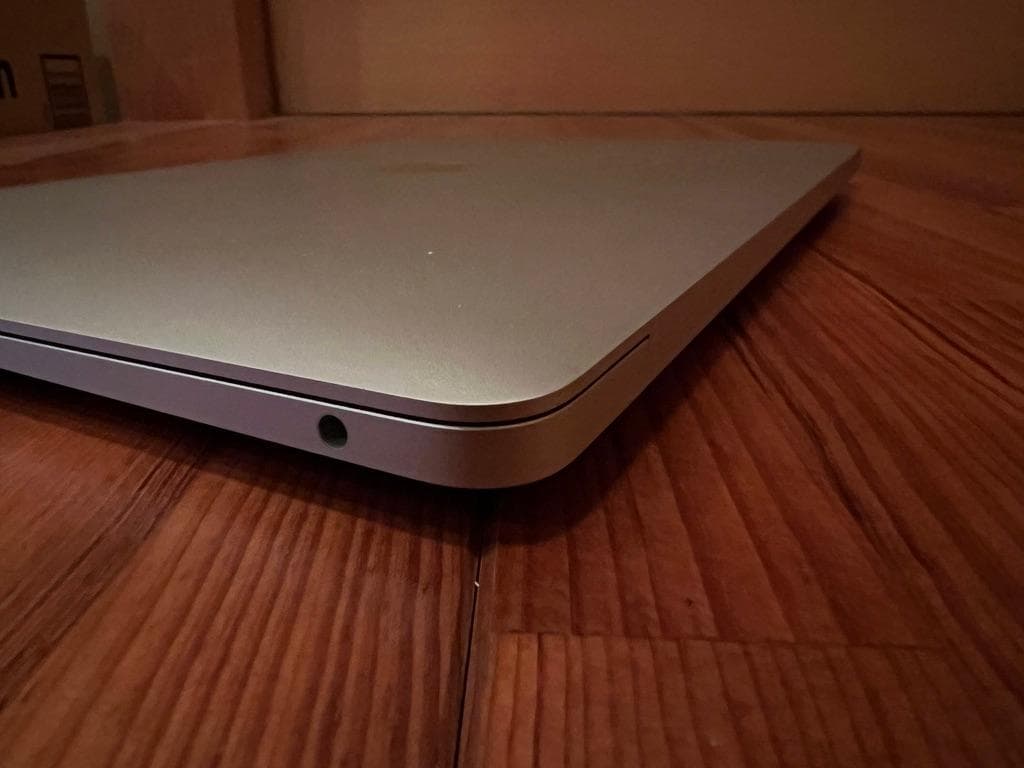 (傷なし美品）M1 MacBookAir US配列 13.3 8GB/256GB