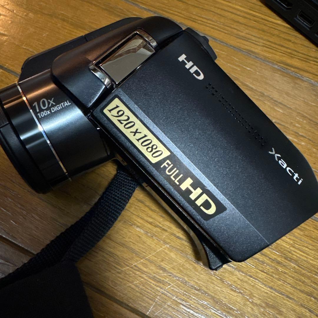 SANYO Xacti DMX-HD1000 フルHDビデオカメラ