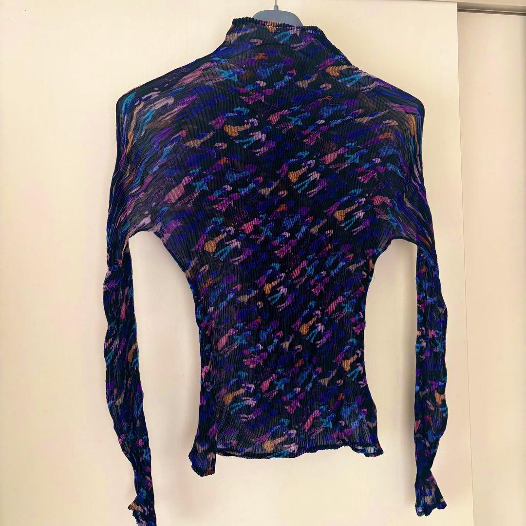 【激希少】ISSEY MIYAKE プリーツプリーズ　長袖　トップス　しわ加工