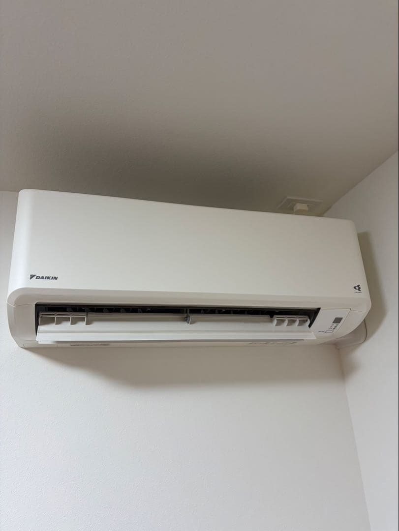 ダイキン　ルームエアコン　F40ZTFXP-W 2022年製　主に14畳用