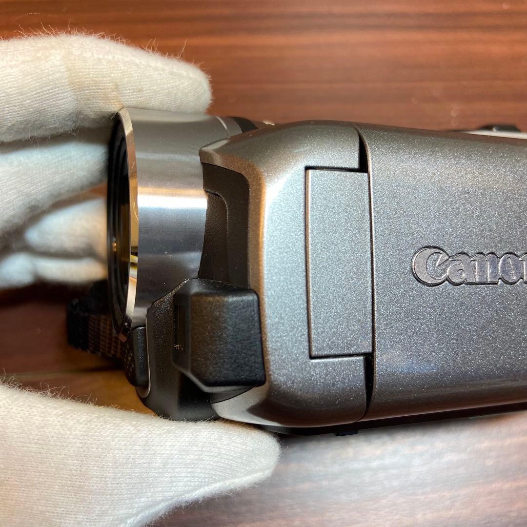 Canon デジタルビデオカメラ iVIS HF R10 ほぼ新品 3462