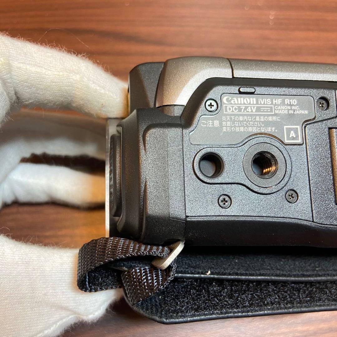 Canon デジタルビデオカメラ iVIS HF R10 ほぼ新品 3462