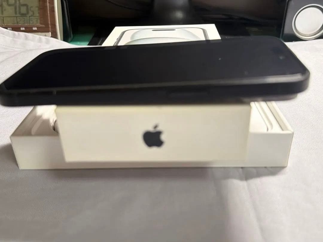 Apple iPhone 15 ブラック 本体 128GB SIMフリー