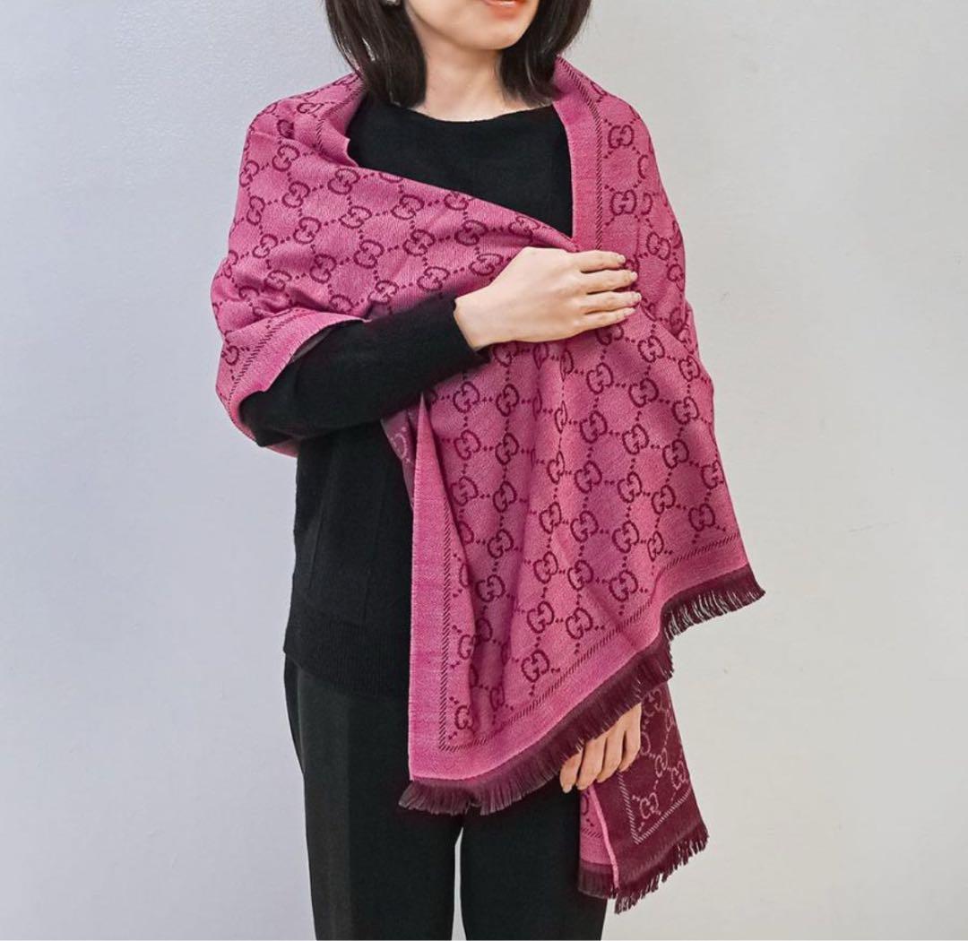 大判新品✨GUCCIマフラー❗️箱紙袋セット❗️グッチマフラー　レディース