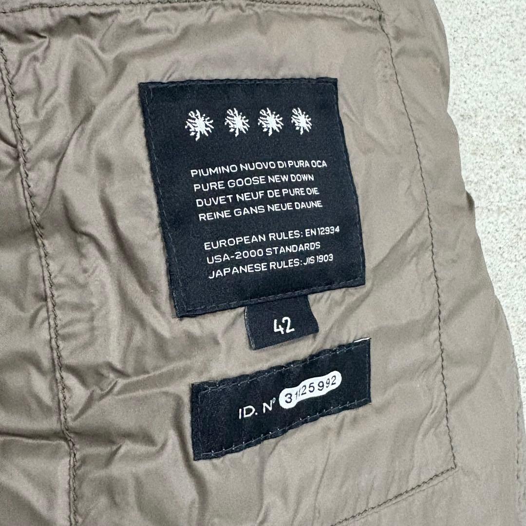 【高級】DUVETICA ダウンジャケット　ISULETUスレツ　42